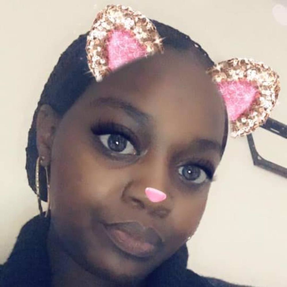 Meet your Posher, Lexi